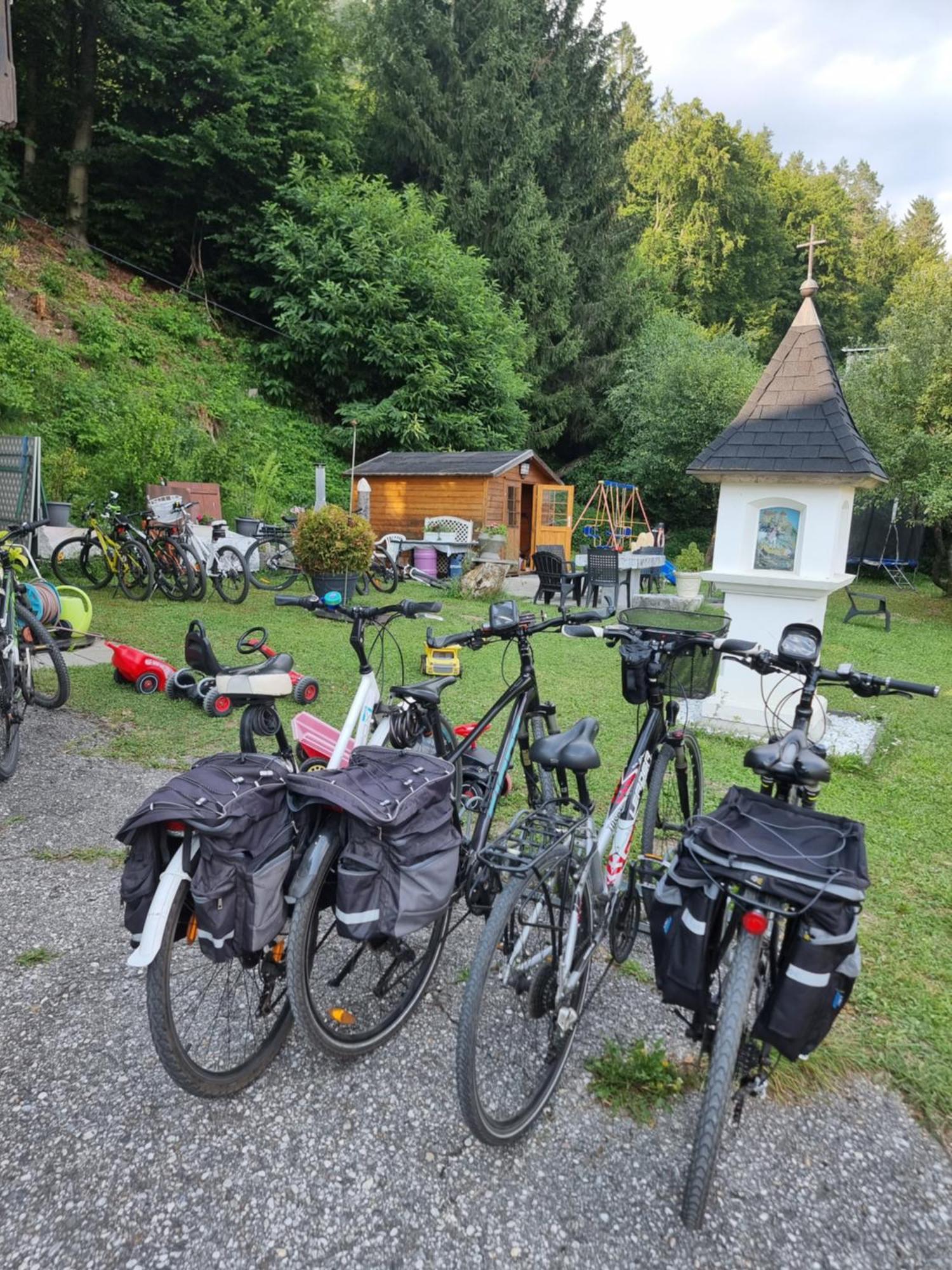 Ferienhaus Burgblick Treffen Eksteriør billede