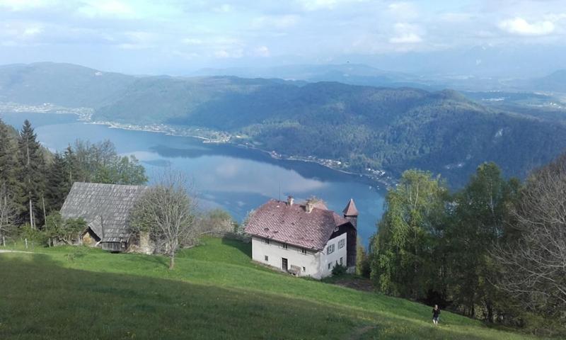 Ferienhaus Burgblick Treffen Eksteriør billede